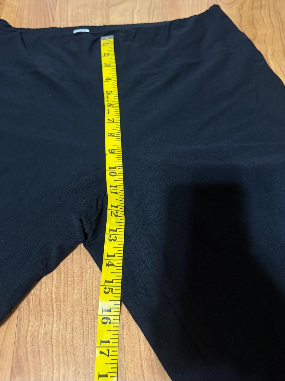 Eileen Fisher Black Tencel Cropped Pull-On Tapered Pants Women's Size Large - Picture 6 of 8